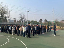 近200名职工同台竞技，先锋街道工会举办拔河比赛