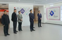 黄军其带队赴北京、苏州开展招商考察