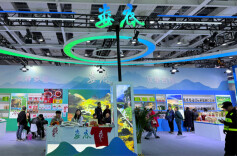 青春娄底双星吉城亮相2025湖南旅博会，五区县特色文旅产品吸睛