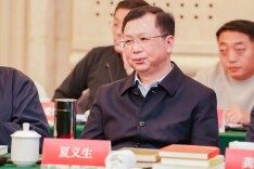 艺评｜夏义生：大地的歌者