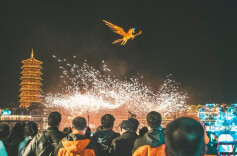 2026奔赴长沙！在烟火、天灯与艺术里，解锁最难忘的跨年仪式感