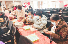 “饺”聚一堂促和睦 弘高社区解锁冬日暖心事