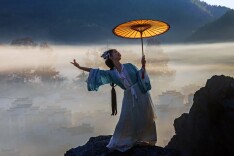 追逐秋色三千里：从北疆到徽州