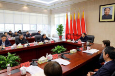 毛万春在省财政厅宣讲调研