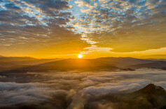 福地怀化·风物季丨云海流金醉洪江——洪江区密岩尖观日出掠影