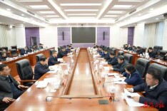 中共岳阳市委召开党外人士座谈会征求对经济工作的意见建议