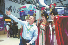 China travel apps are taking off