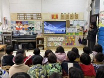 吉首市第十三幼儿园：爱国种子润童心