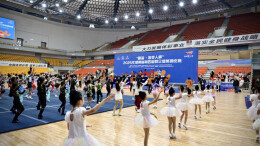 35支队伍同场竞技 2025湖南省第四届群众健美操比赛在邵阳开赛
