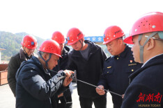 突击+夜查！娄底市两部门联合行动严把钢筋质量安全关