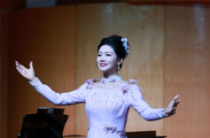 雏凤亮嗓迎马来——张芝华独唱音乐会举行