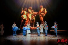 新年开新局 文化中国行丨王琼华眼中的《等你在沙洲》和青春回响