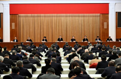 上海“新年第一会”聚焦优化营商环境，陈吉宁要求进一步优化工作机制、改进工作作风、提高工作能力