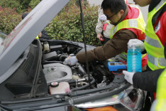 湖南交通职院汽车工程学院师生以“零碳”志愿服务开启新年征程