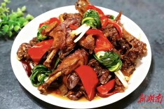 芷江，炉火边氤氲着醉人的馥郁