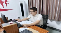 以悠扬旋律点亮学生心灵——记郴州市汝城县第三中学教师吴礼波