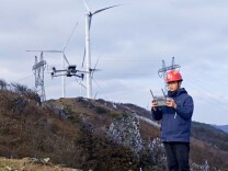 国网邵阳供电公司 雪后特巡筑牢电网安全屏障 