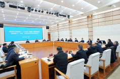 毛伟明就《政府工作报告》、“十五五”规划《纲要草案》征求院士专家企业家意见