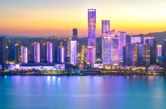 青春之城 向上生长