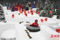 南方人看雪有多拼？“明天有雪”让景区游客翻了20倍|文体视点