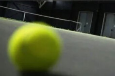 郑钦文：很遗憾地告诉大家，经过团队的评估和医生的建议，我将退出2026年澳大利亚网球公开赛