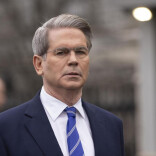 美财长：美方将取消部分针对委内瑞拉实体的制裁