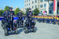 看最新装备，领“交警小熊”，警察节活动多