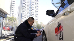 新闻特写 | 19年“零差错” ，湘乡市一位车管民警的平安守护答卷