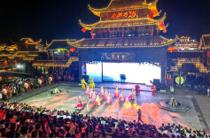 从奇峰揽胜到光影烟火，张家界武陵源 “白+黑”模式解锁全域文旅新体验