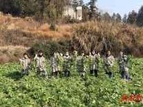 《种地吧》“禾伙人”牵手宁乡花猪“养猪猪计划”第二期暖心启幕！贺大姐花猪肉酱直播首秀，青春力量续写乡村振兴篇章