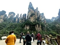 张家界武陵源：气温回暖 “白+黑”模式解锁全域文旅新体验