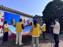 把天安门“搬”到村里，绥宁选调生的“硬核浪漫”​