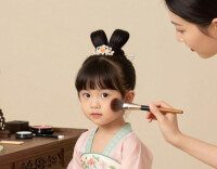 “7岁替嫁”短剧上线即下架！最新管理提示严禁以童牟利