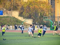 衡阳市田家炳实验中学：绿茵逐梦燃热血 少年驰骋竞风流
