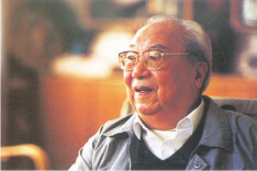 行动的学术 灵动的文学——读《费孝通散文》