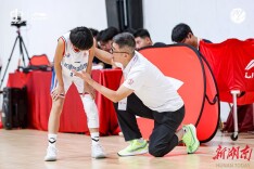 冯文杰：16年坚守，用篮球叩响育人初心