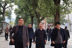 根脉情深 同心致远——隆回九中98、99届校友回访母校