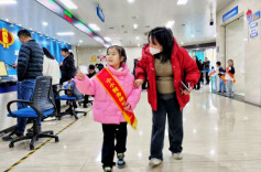 “家风正，有教养！”雨花10岁女孩捡到价值3万元金手链……