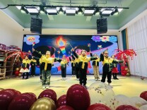 雨花区教育局龙湖奕境幼儿园开展“龙马精神 童享新年”主题系列活动
