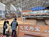 《湖湘一万年》摄制进行时①|长沙探源：走进简牍与窑火之间