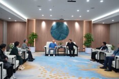 张健走访慰问联系服务专家