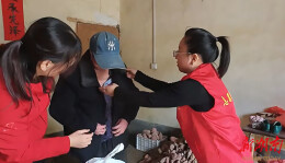 炎陵县城街巷里的90后“创业多面手”