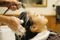 为啥理发店洗完头，能好几天不油？答案出人意料