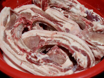 美味会同 | 腊月烟火暖 乡村腊肉“熏”出幸福年味