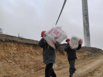 国网邵阳供电公司：“扛着棉被”护电网