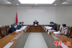 常德市政府党组举行多项学习研讨