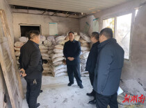 涟源公路多维发力筑牢低温雨雪冰冻天气安全防线