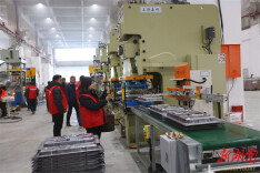 从“围炉夜话”到产业链回归——娄底经开区“母亲式”服务引来智能厨电产业集群