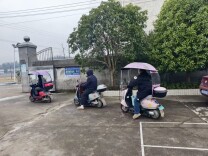 新邵县陈家坊刘什完全小学：风雪中的温情守护