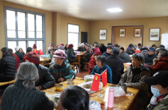 因地制宜办好老年食堂：华容“一餐热饭”里的民生温度